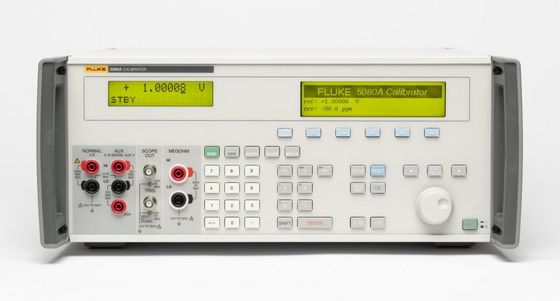 comprare Multi calibratore pratico di funzione 5080A rendimento elevato 600 megahertz fabbricazione online