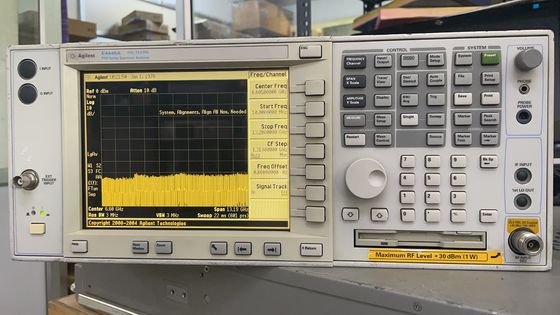 comprare Multi analizzatore di spettro di scena Keysight Rackmount Agilent E4445A fabbricazione online