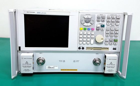 comprare Analizzatore di rete PNA Keysight Agilent E8363B da 10 MHz a 40 GHz con gamma dinamica di 110 dB e montaggio su rack fabbricazione online