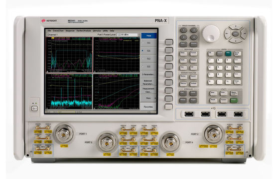 comprare Analizzatore di rete a microonde Keysight Agilent N5244A PNA-X con intervallo di frequenza da 10 MHz a 43,5 GHz e gamma dinamica >110 dB fabbricazione online