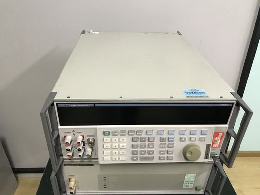 comprare Calibratore multifunzione di precisione Fluke 5720A con uscita a banda larga e calibrazione a cinque funzioni fino a 30 MHz fabbricazione online