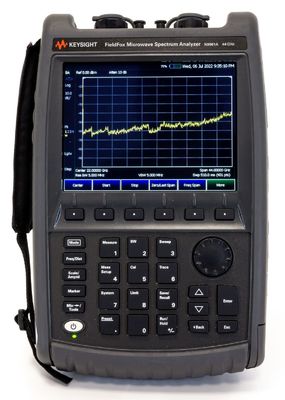comprare Portable Keysight N9961A FieldFox Handheld Microwave Spectrum Analyzer 44 GHz Durable per ambienti difficili fabbricazione online