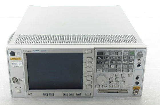 comprare Analizzatore di spettro Keysight Agilent E4446A PSA 3 Hz a 44 GHz Analizzatore RF ricondizionato da montare su rack fabbricazione online