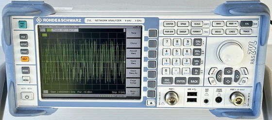 comprare Analizzatore di rete vettoriale portatile Rohde Schwarz ZVL3 da 9 kHz a 13,6 GHz VNA ricondizionato fabbricazione online