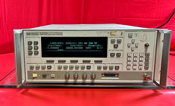 comprare Benchtop/Portable Keysight Agilent 83620B 10.01 20 GHz Generatore di segnale di scansione sintetizzato attrezzature di prova utilizzate fabbricazione online