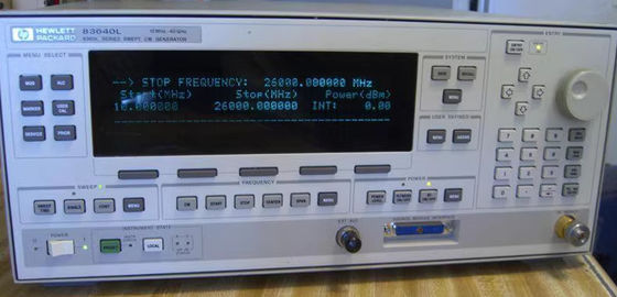 comprare Generatore RF a scansione continua sintetizzato Keysight 83640L da 10 MHz a 40 GHz da banco fabbricazione online