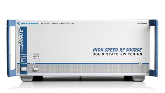 comprare Generatore di segnali vettoriali Rohde and Schwarz SMATE200A da 100 kHz a 6 GHz da banco/rack usato e testato fabbricazione online