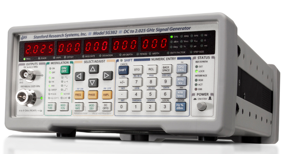 comprare SRS SG380 Serie Generatore di segnale RF 2.025GHz SG382 con OCXO fabbricazione online