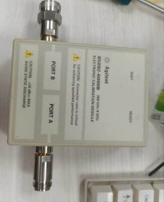 comprare Modulo di calibrazione elettronica RF Keysight Agilent 85092C ECal da 300 kHz a 9 GHz 50 Ohm 2 porte per analizzatori di rete vettoriali fabbricazione online
