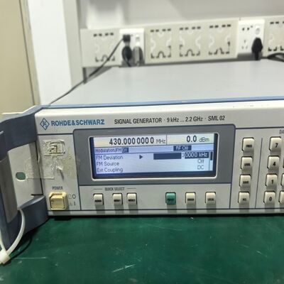 comprare Rohde e Schwarz SML02 Generatore di segnale da 9 kHz a 2,2 GHz fabbricazione online