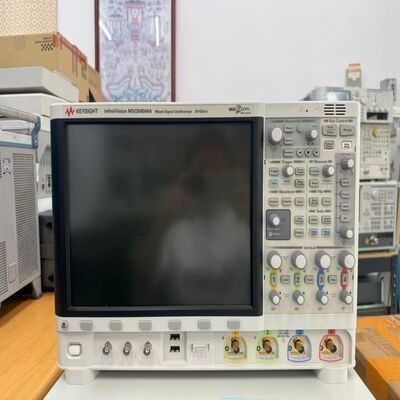 comprare Oscilloscopio a segnale misto Keysight MSOX6004A con larghezza di banda di 6 GHz, frequenza di campionamento di 20 GSa/s e 4 canali analogici e 16 digitali fabbricazione online