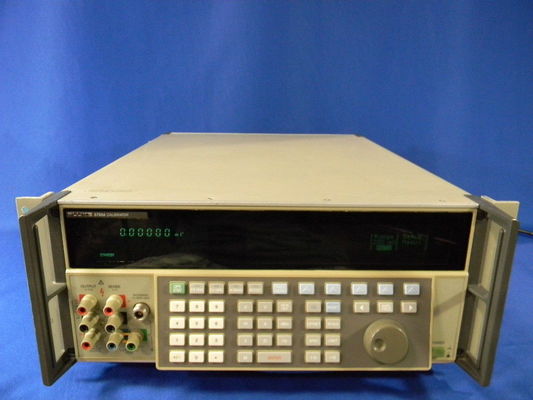 Bene durevole multifunzionale del calibratore della passera 5700A di Multiscene 600 megahertz