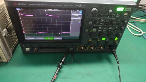 Keysight MSOX3024G Oscilloscopio a segnale misto 200 MHz 4 canali analogici più 16 canali digitali