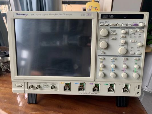 Oscilloscopo digitale a fosforo a 2,5 GHz Tektronix DPO7254 Oscilloscopo