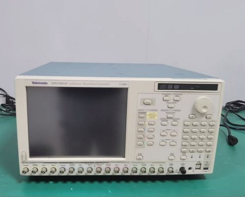 Tektronix AWG5014C Generatore di forma d'onda arbitraria 1.2 G campione al secondo 14 bit Risoluzione 4 canale