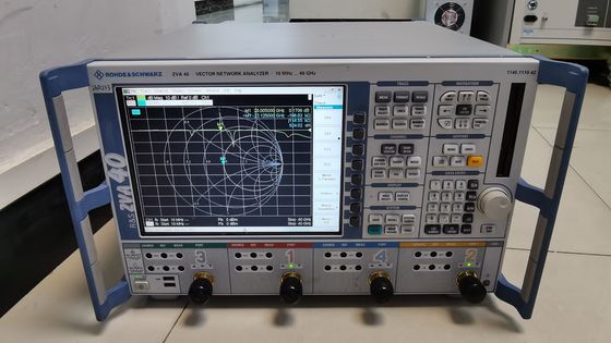 Rohde & Schwarz ZVA40 10MHz a 40GHz Analisatore di rete vettoriale W/ MFG Calibrazione!