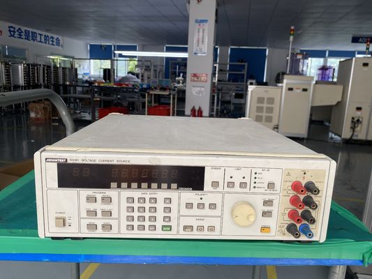 ADVANTEST R6161 Fonte di tensione/corrente continua con elevata precisione