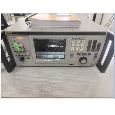 Generatore di segnale Fluke 5730A Calibratore multifunzione ad alte prestazioni